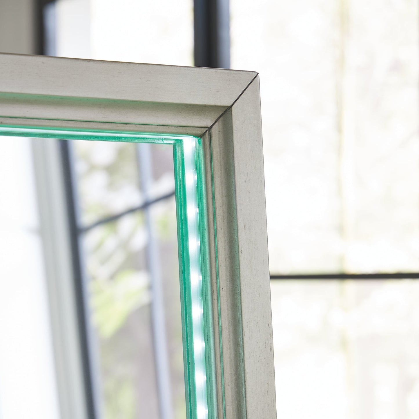 Miroir/rangement sur pied Evesen