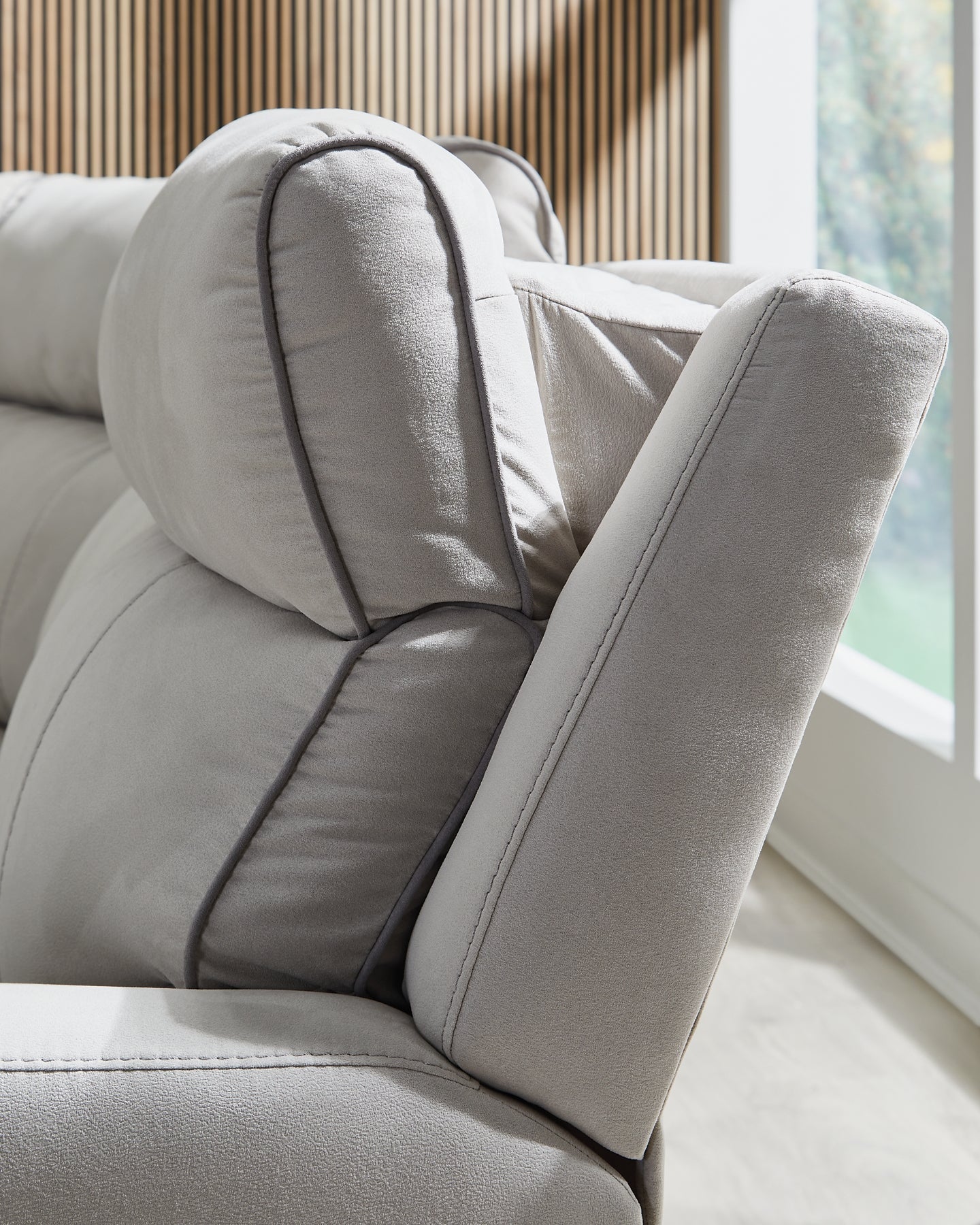 Canapé sectionnel inclinable 6 pièces Social Pointe avec console de rangement