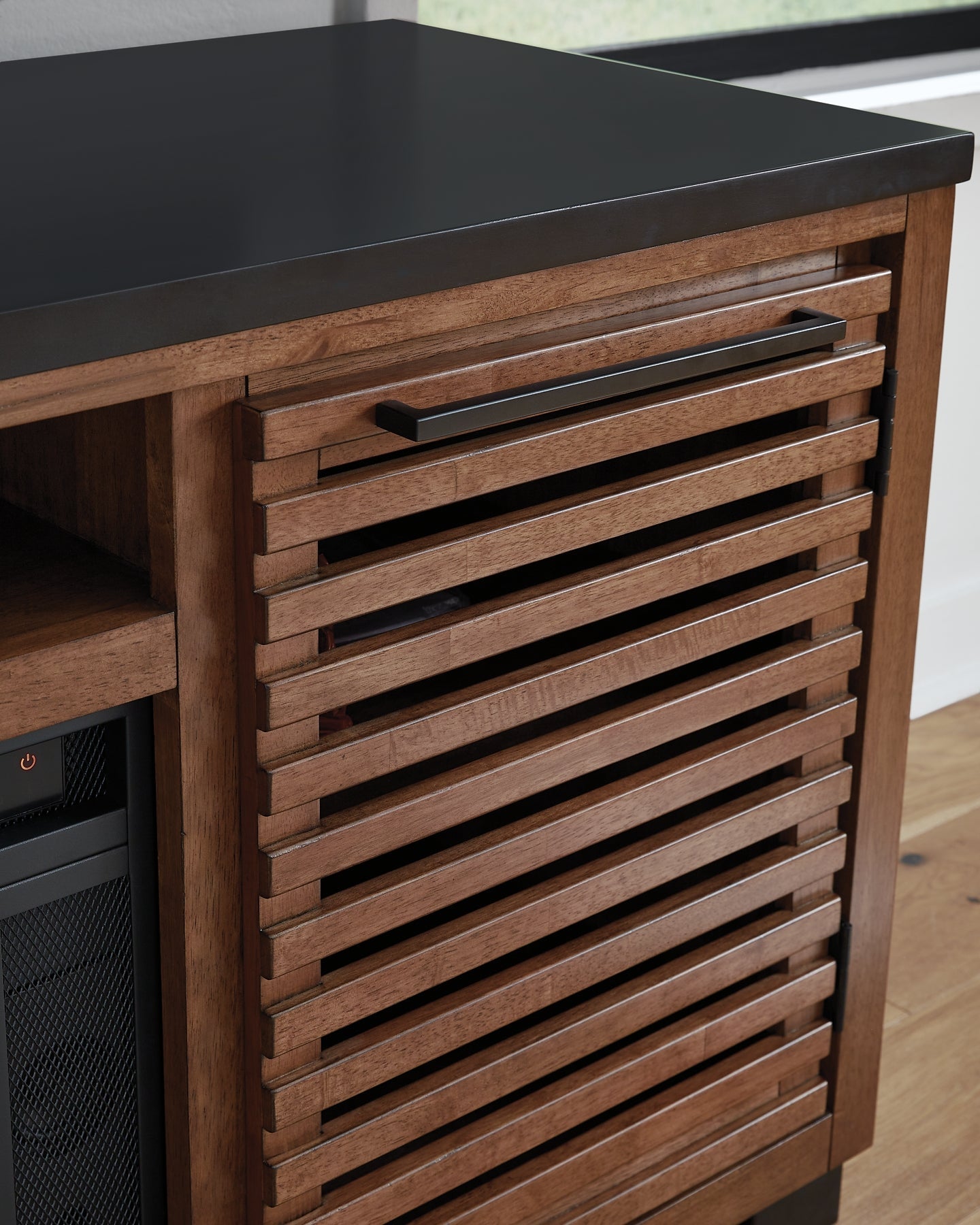 Meuble TV Kallari 84 avec cheminée électrique