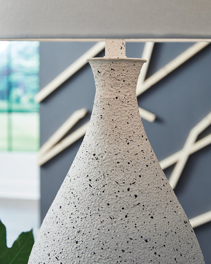 Lampe de table en métal Wyattford (1/CN)